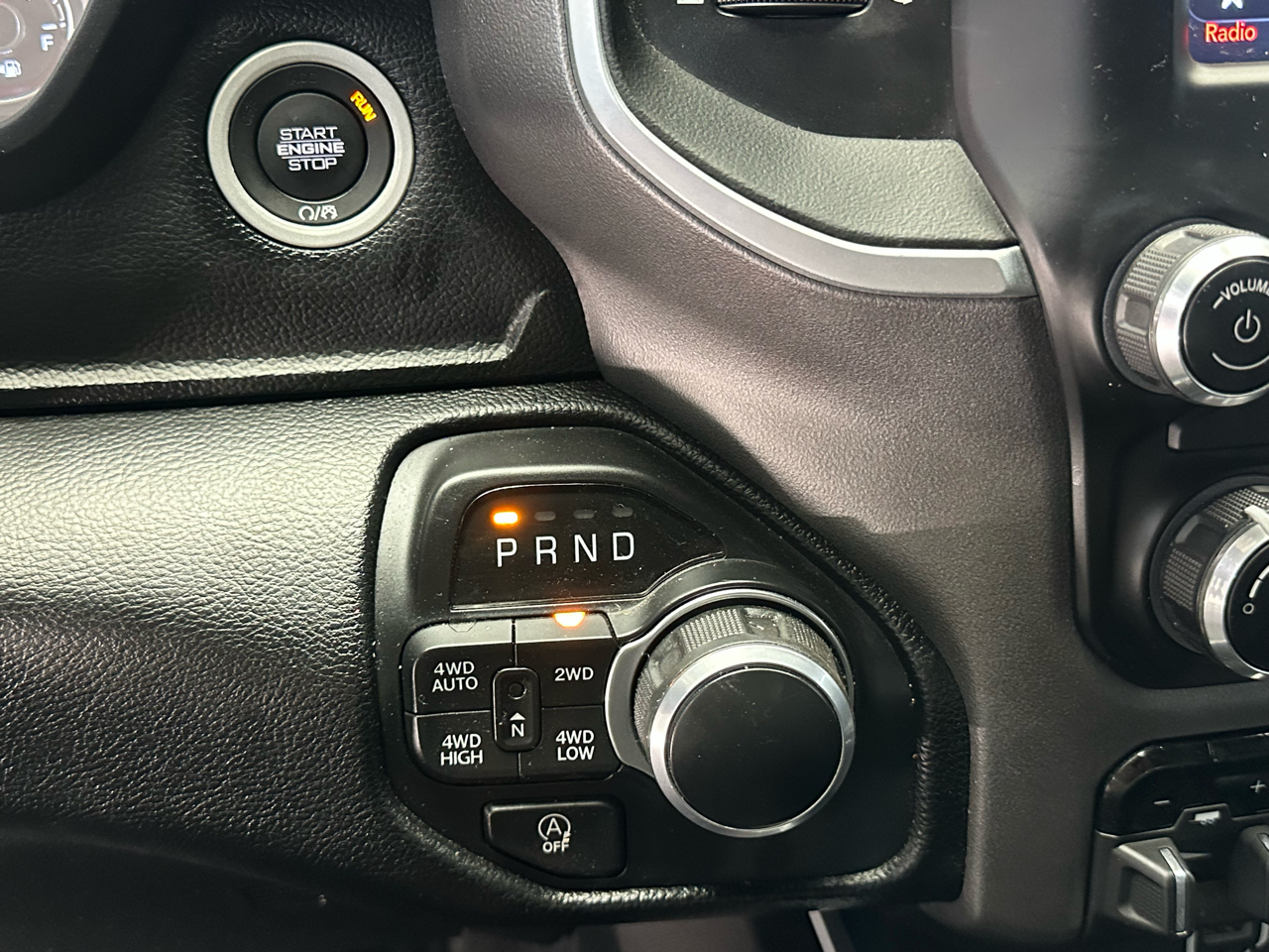 RAM 1500 Big Horn Crew Cab SWB 4WD 2021