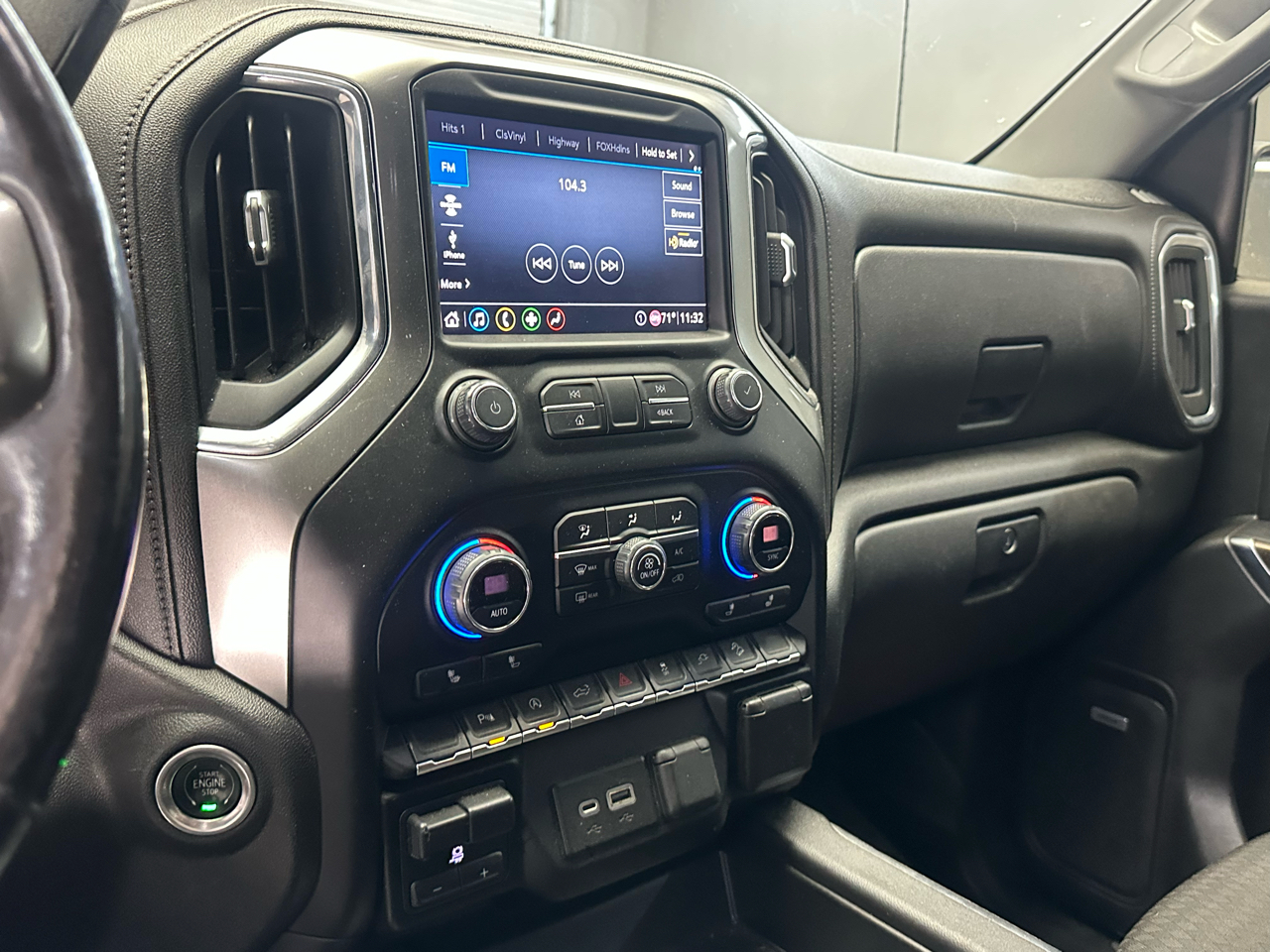 Chevrolet Silverado 1500 LT Trail Boss Crew Cab 4WD 2020