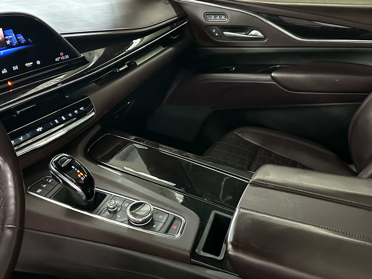 Cadillac Escalade ESV Sport Platinum AWD 2022