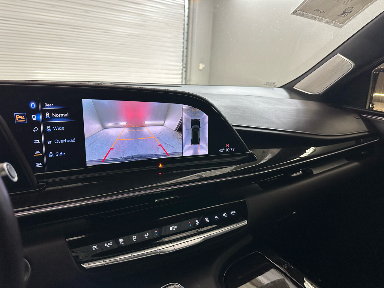 Cadillac Escalade ESV Sport Platinum AWD 2022