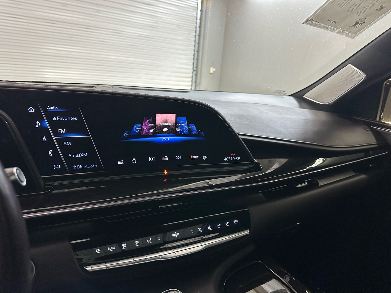 Cadillac Escalade ESV Sport Platinum AWD 2022