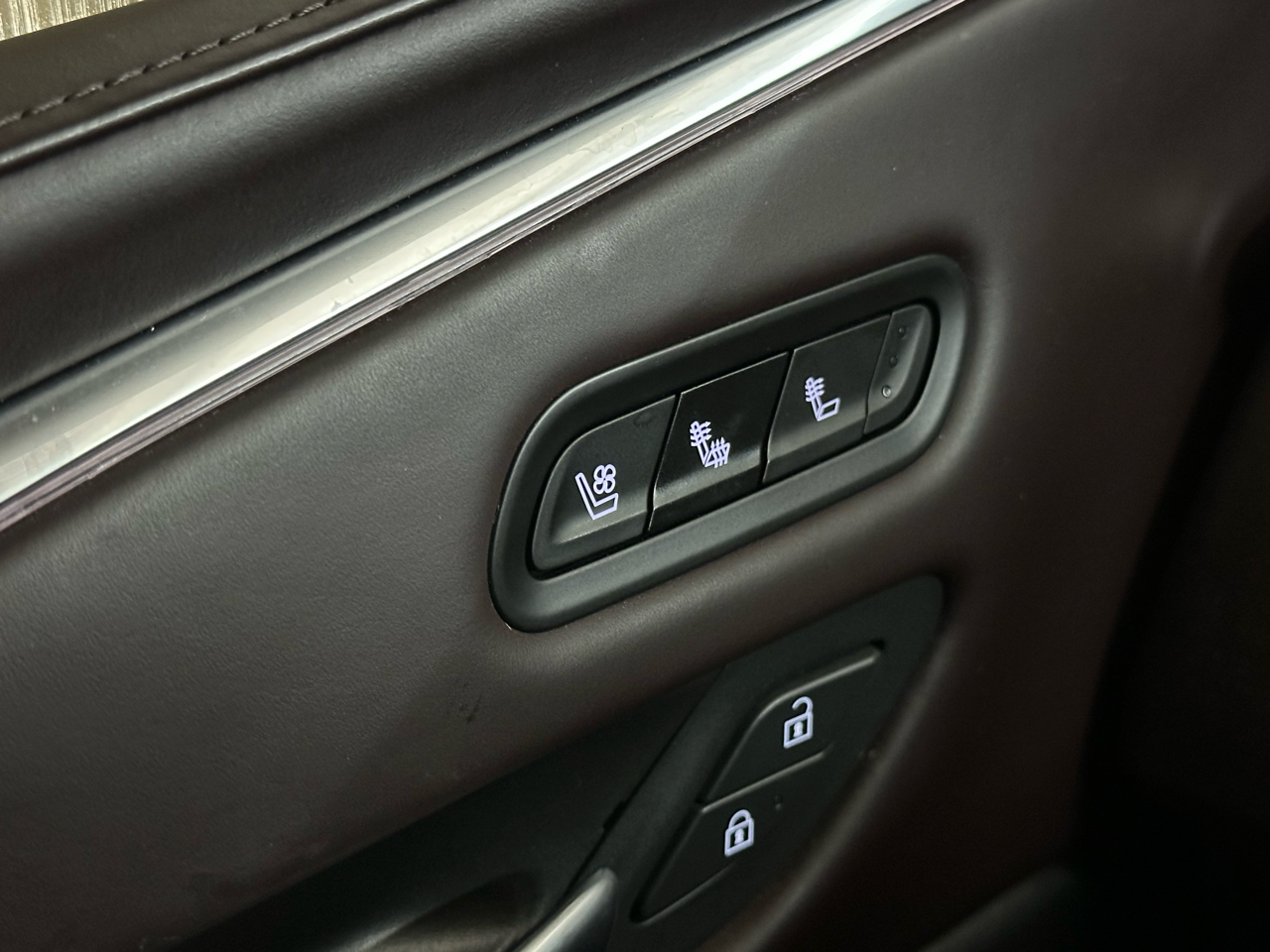 Cadillac Escalade ESV Sport Platinum AWD 2022