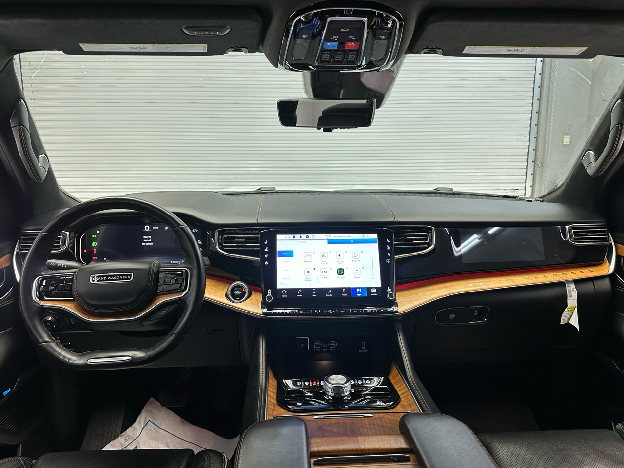 Jeep Grand Wagoneer Series III 4WD 2022