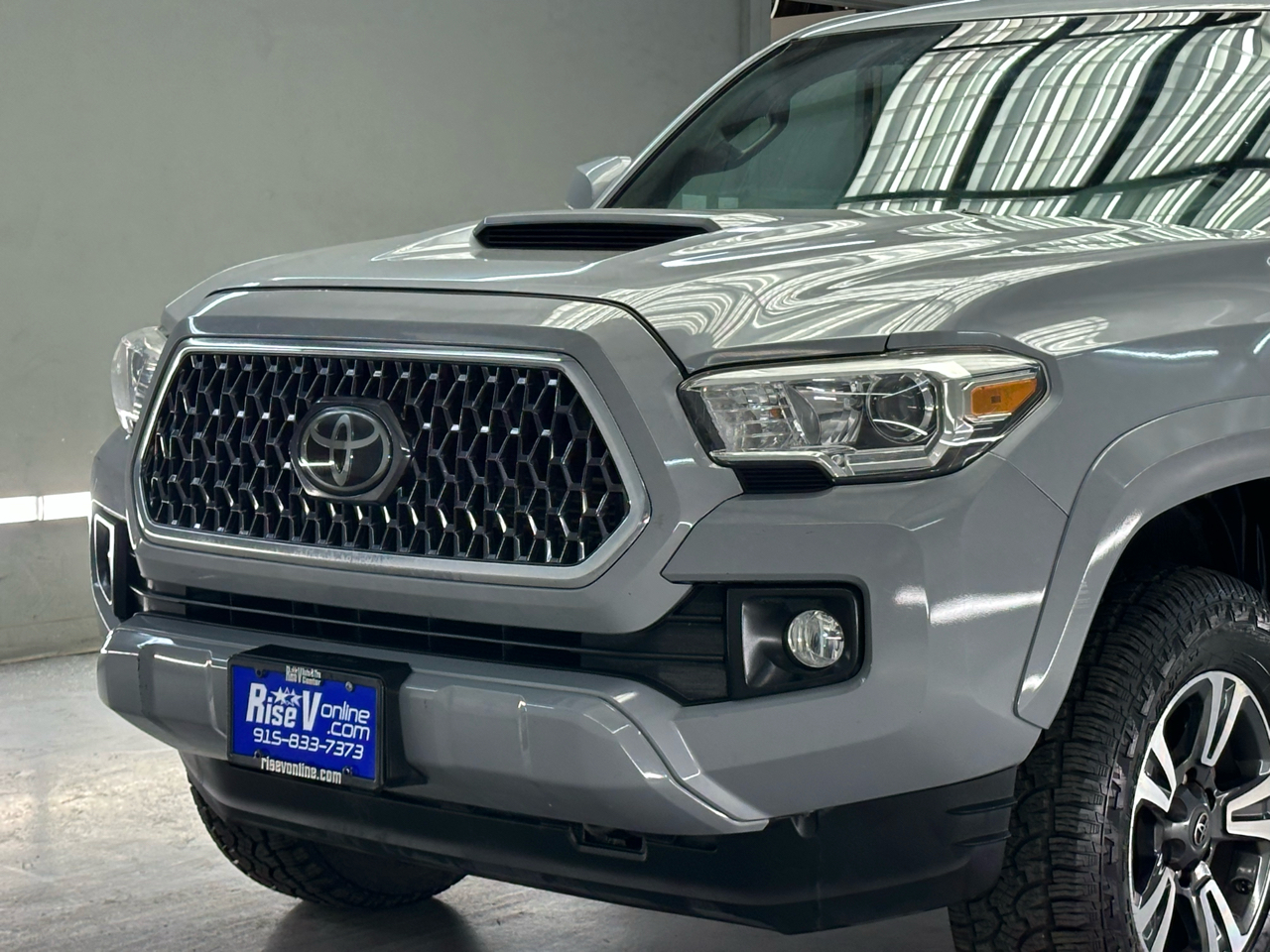 Toyota Tacoma  2019