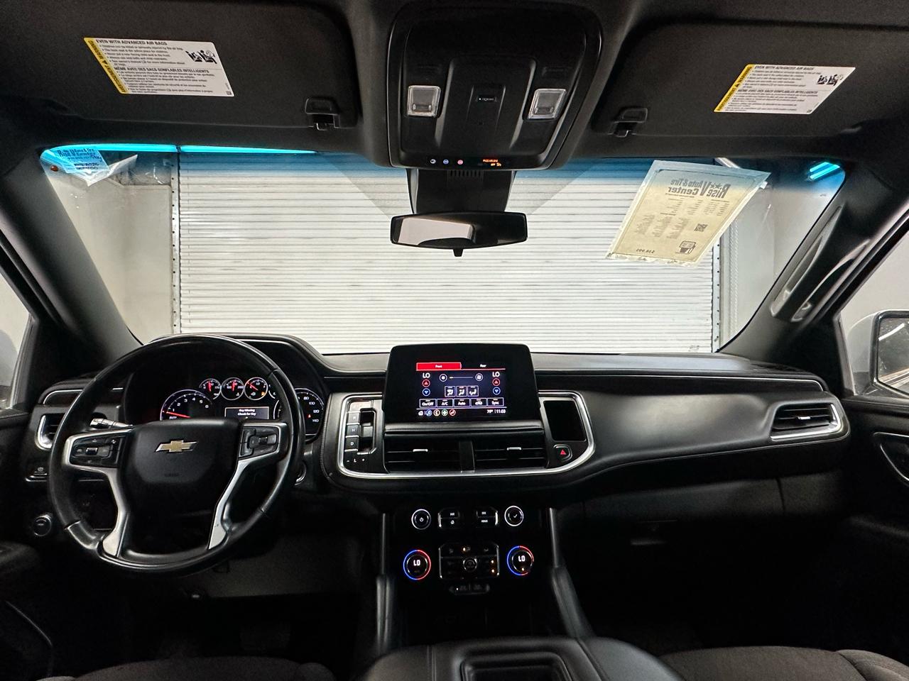 Chevrolet Suburban LS 2023