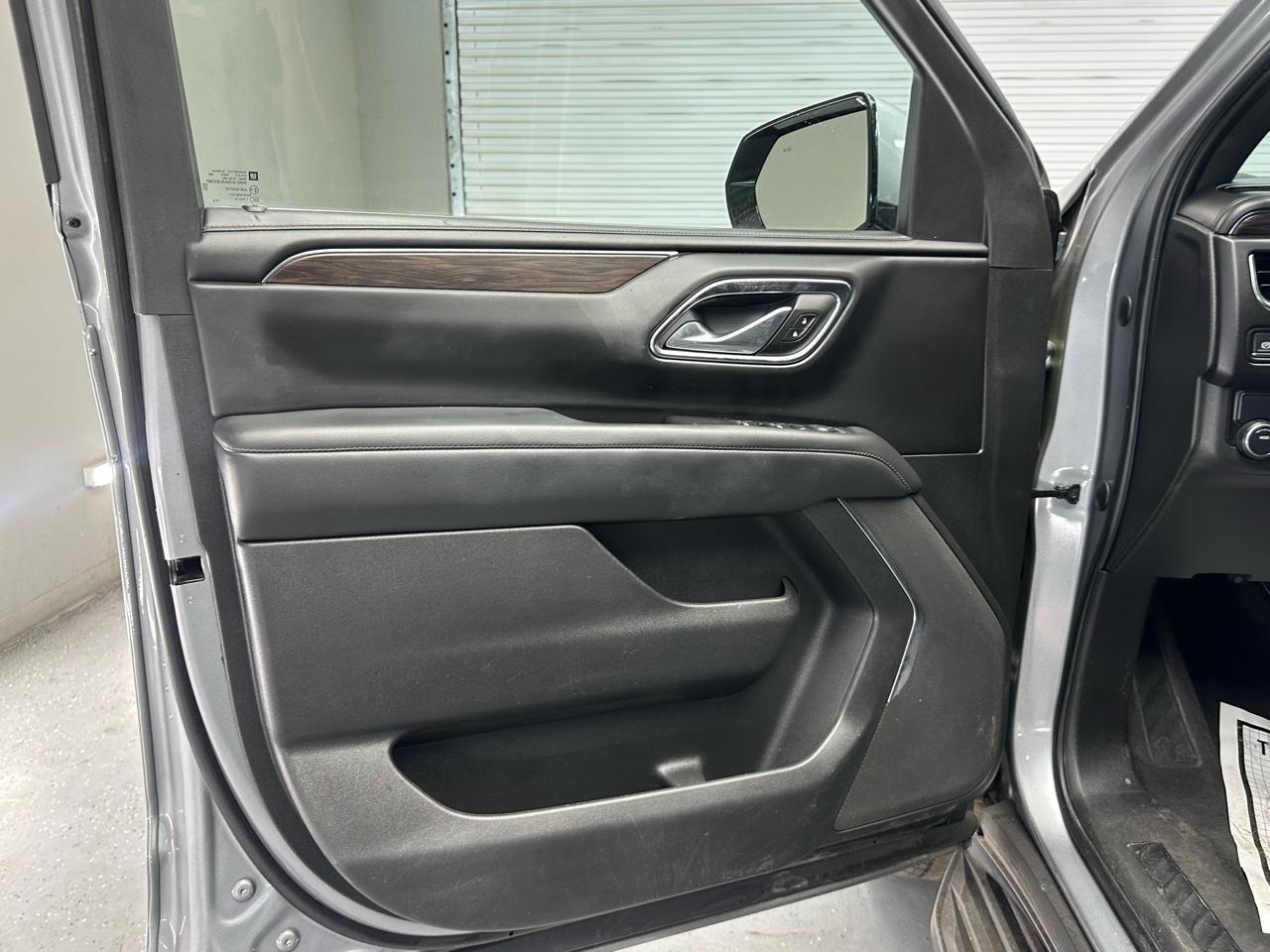 Chevrolet Suburban LS 2023