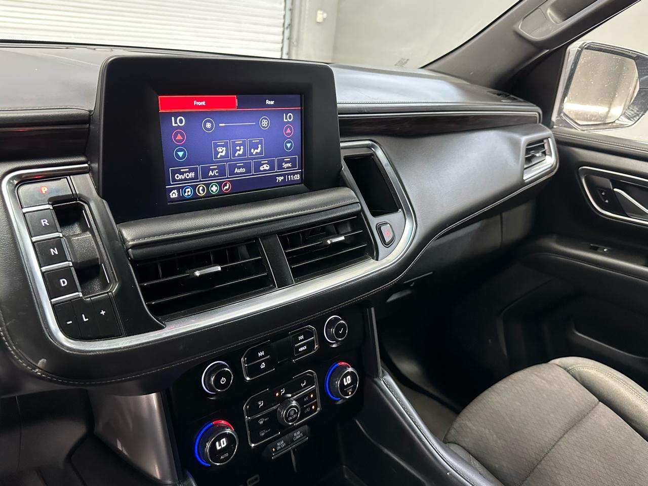 Chevrolet Suburban LS 2023