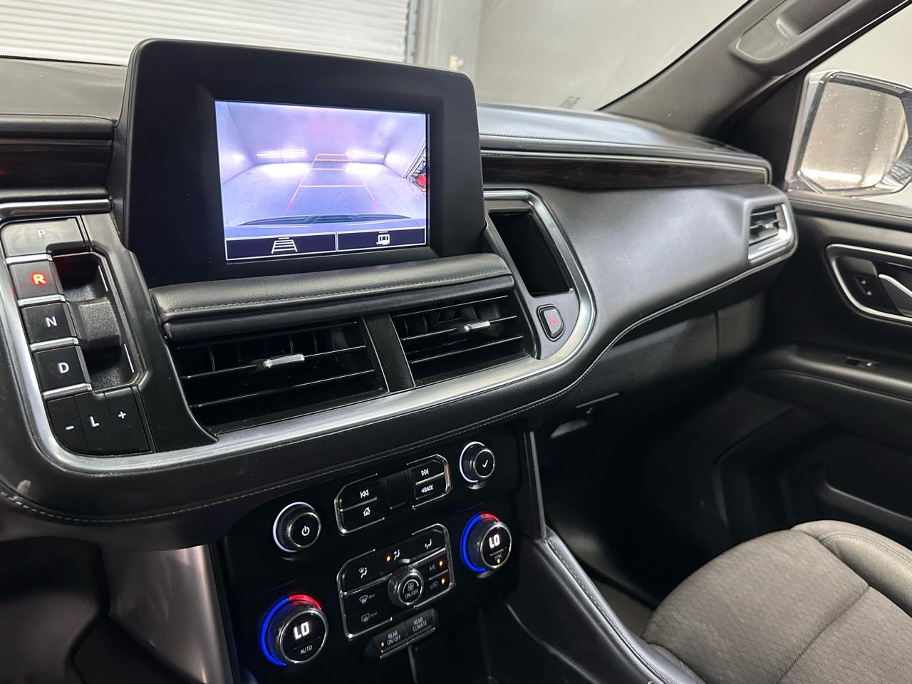 Chevrolet Suburban LS 2023