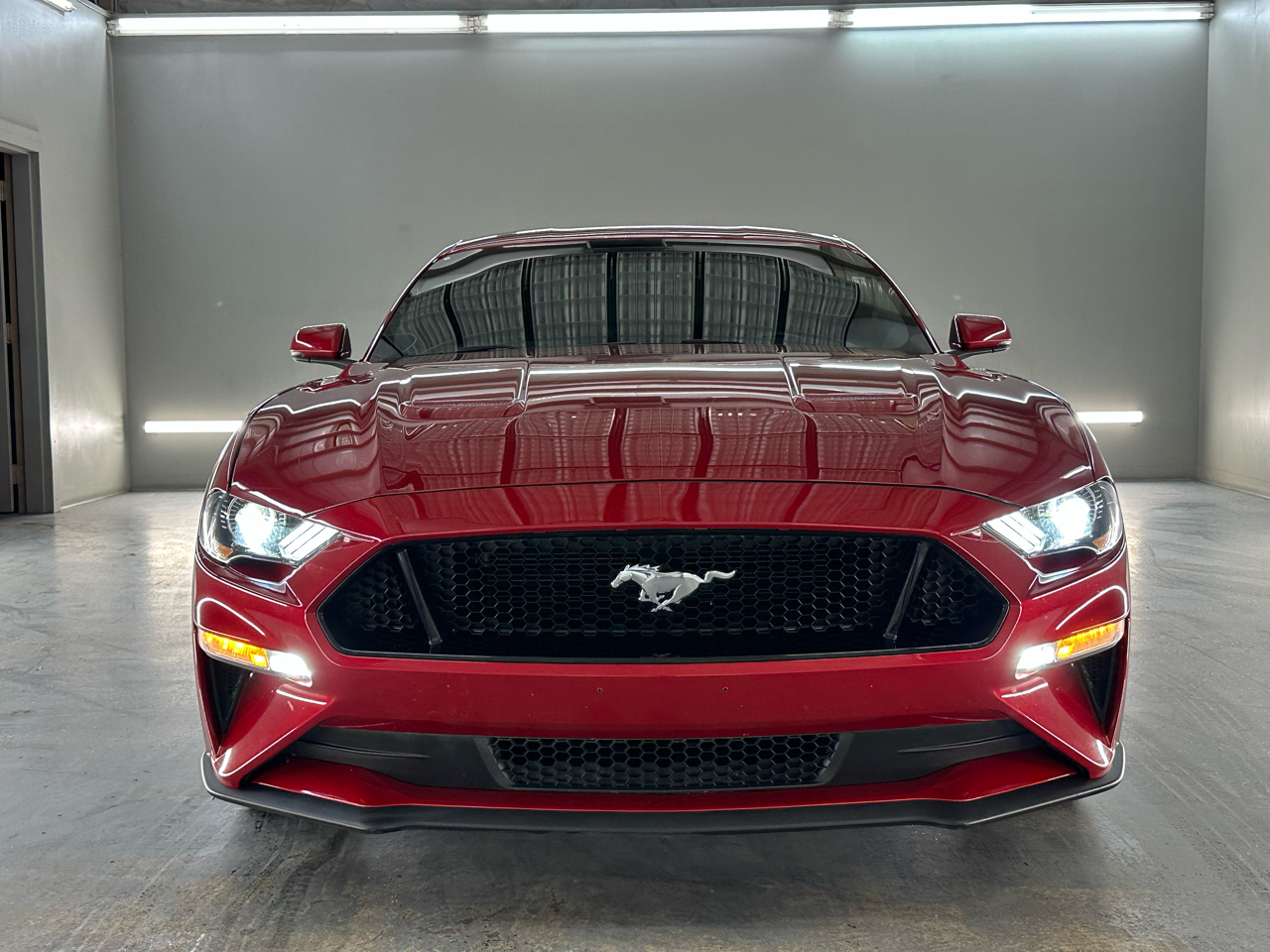 Ford Mustang GT Premium 2D Coupe 2020