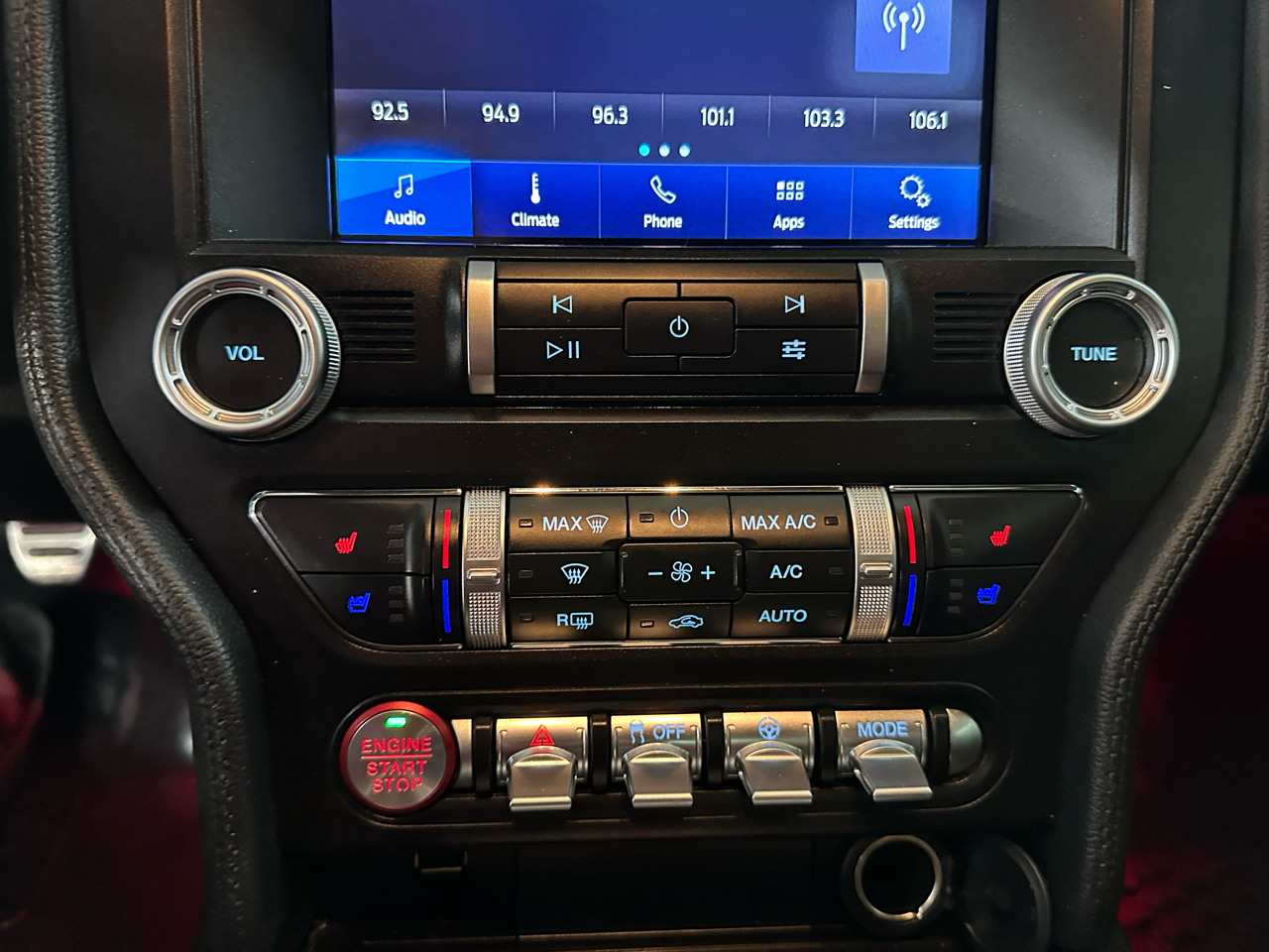 Ford Mustang GT Premium 2D Coupe 2020