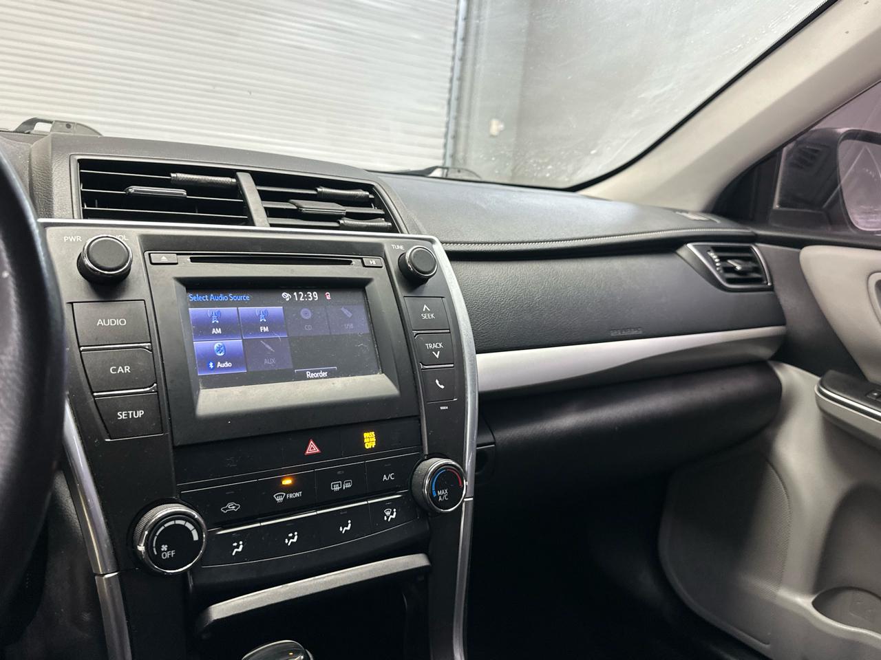 Toyota Camry SE 2017