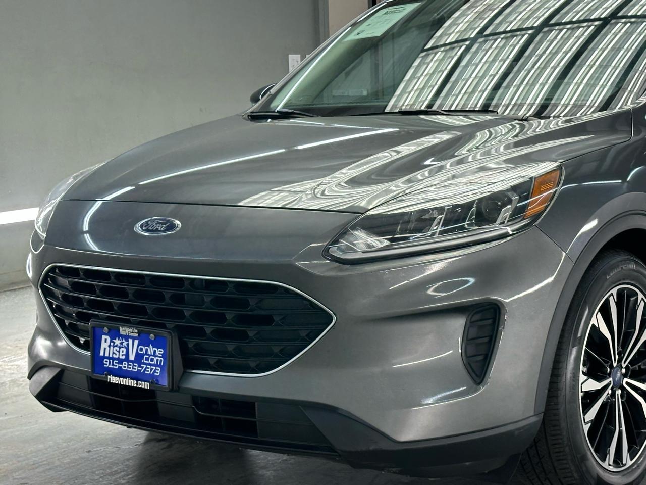 Ford Escape Hybrid  2022