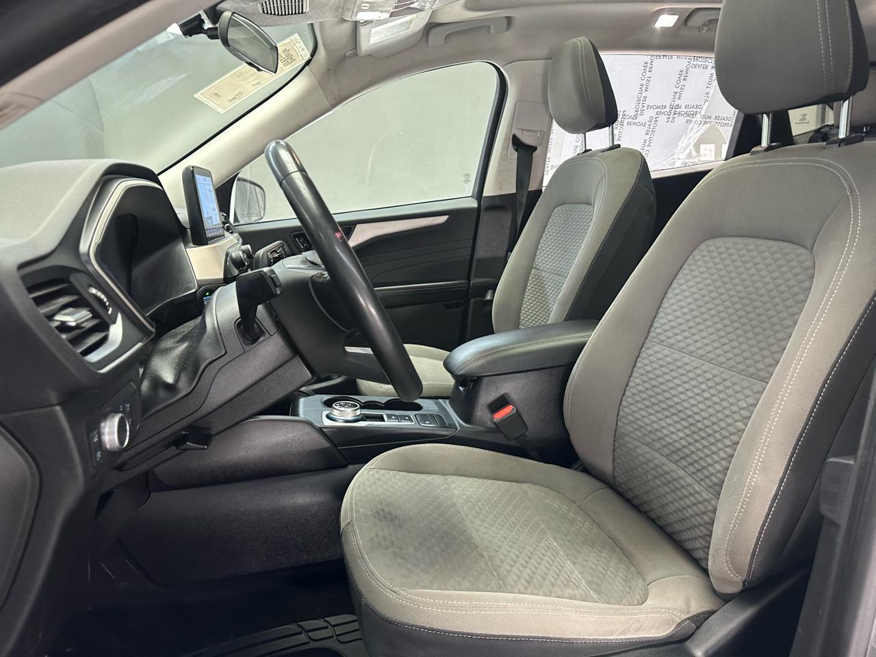 Ford Escape Hybrid  2022