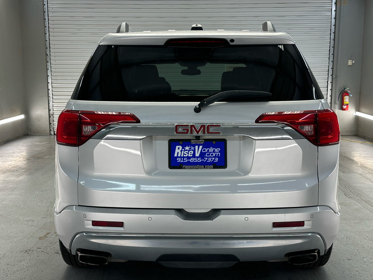 GMC Acadia Denali 2019