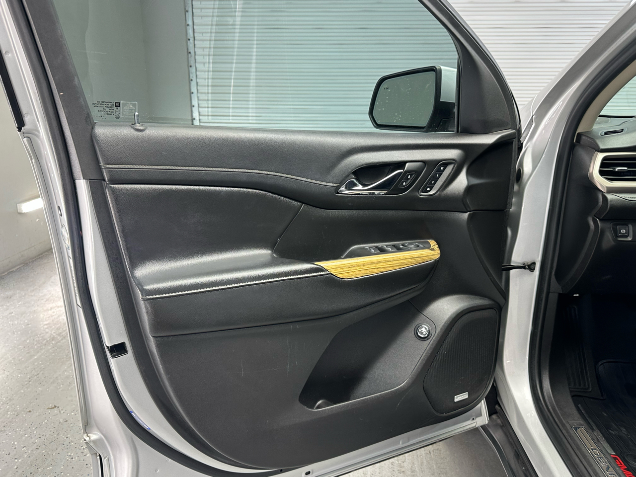 GMC Acadia Denali 2019