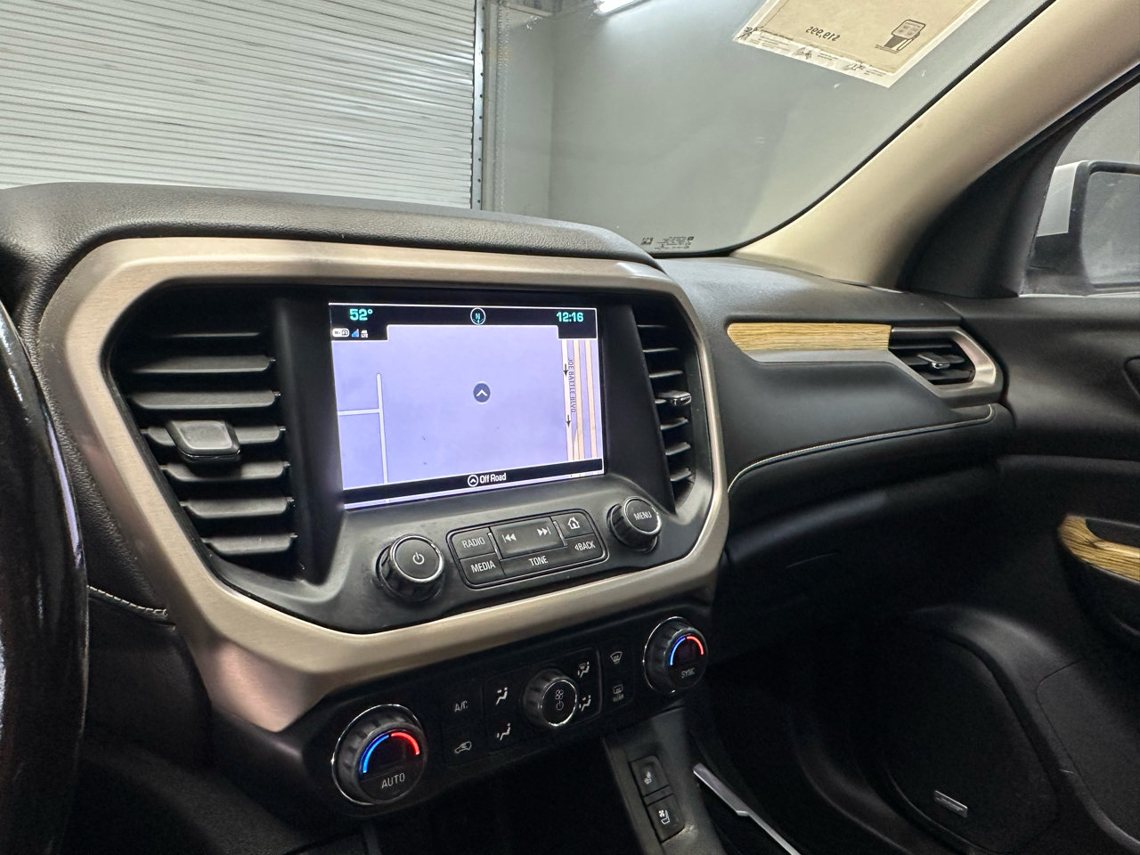 GMC Acadia Denali 2019