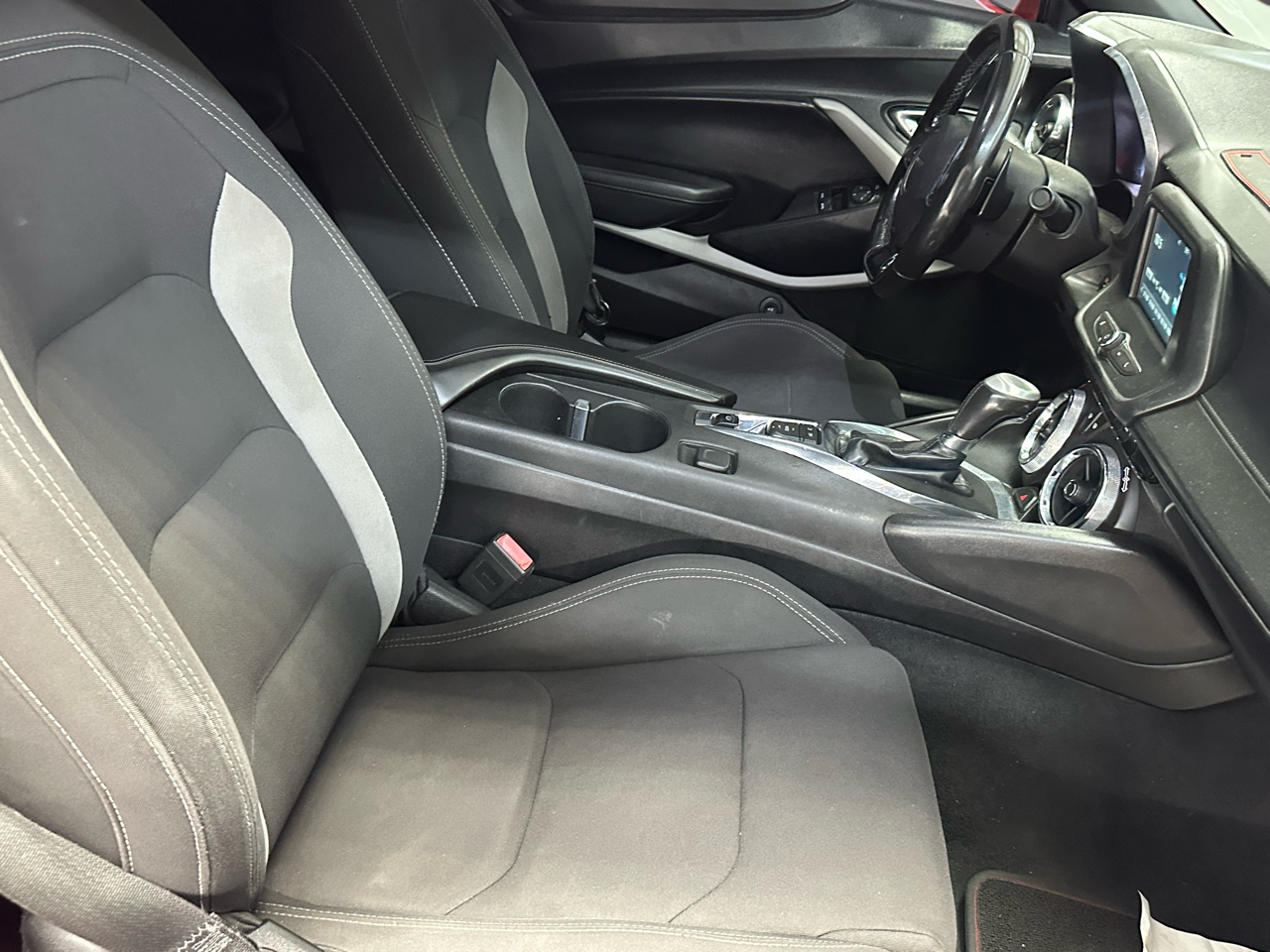 Chevrolet Camaro 1LT Coupe 8A 2018