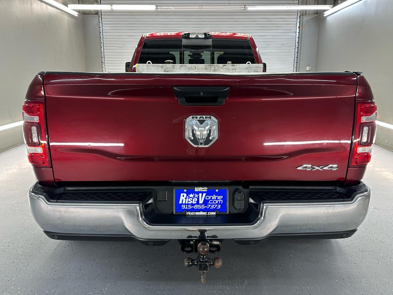 RAM 3500 Tradesman Crew Cab 4WD DRW 2024