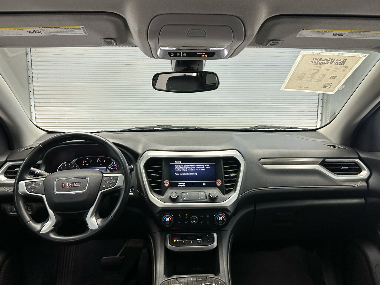 GMC Acadia SLT 2023