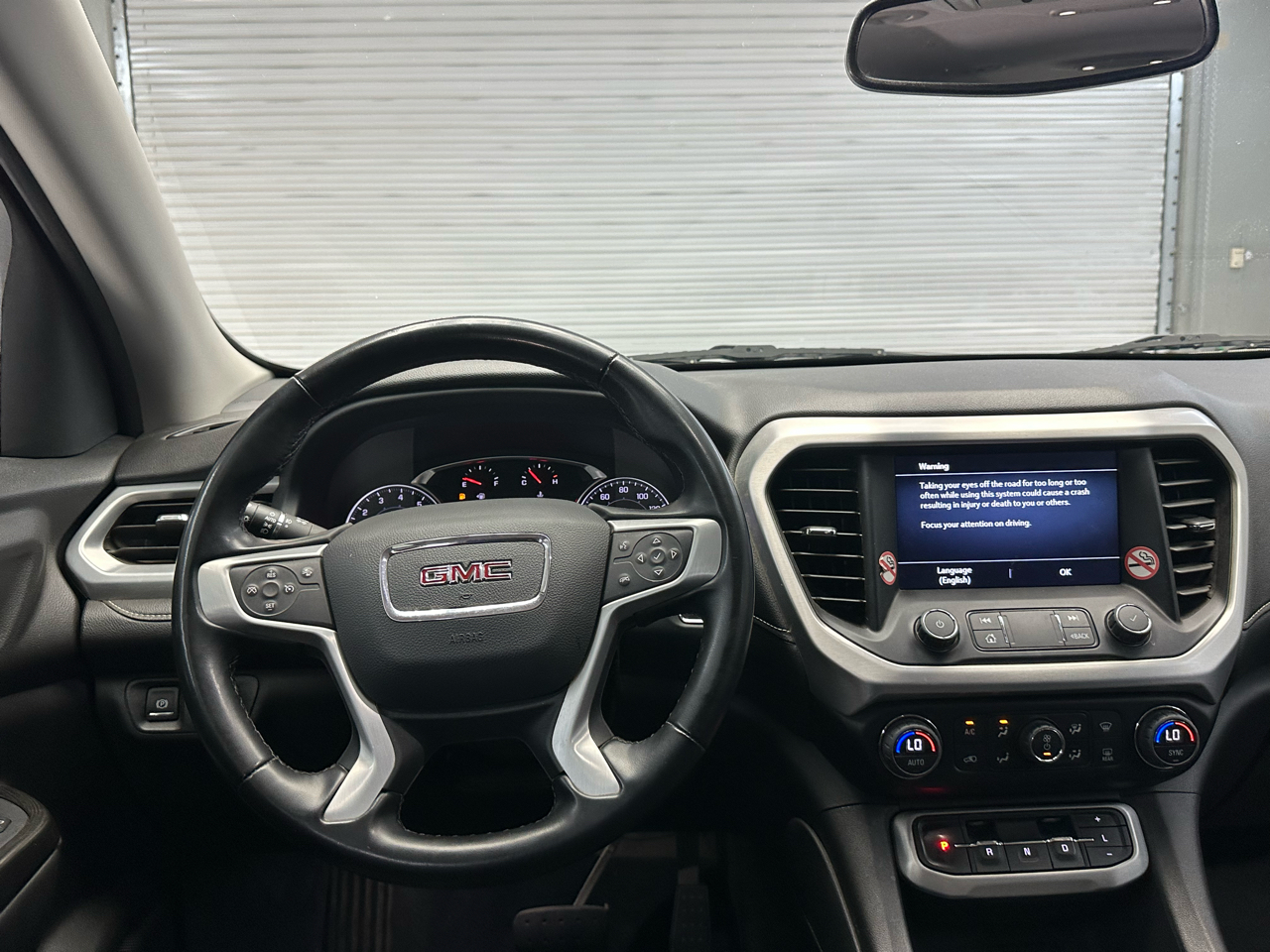 GMC Acadia SLT 2023