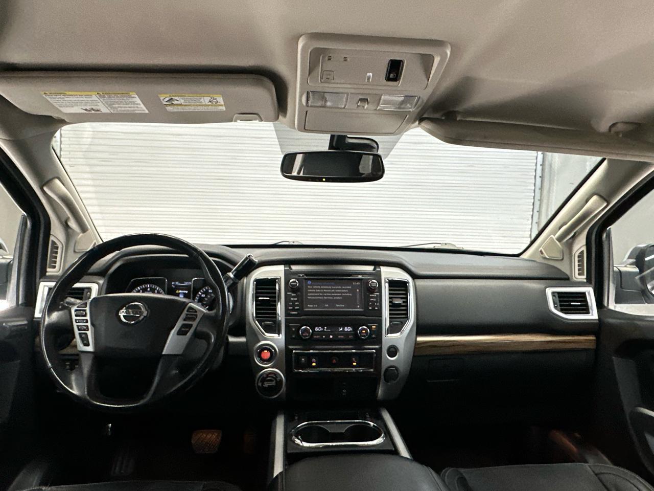 Nissan Titan PRO-4X Crew Cab 4WD 2018