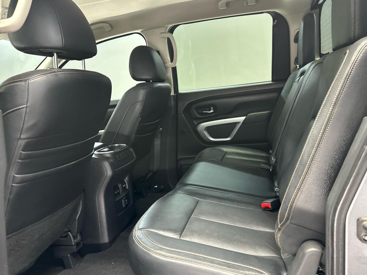 Nissan Titan PRO-4X Crew Cab 4WD 2018