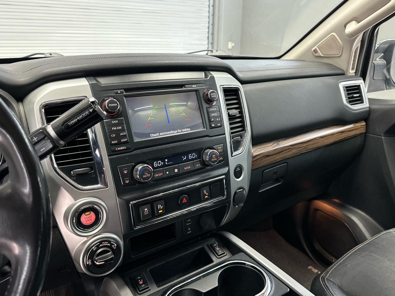 Nissan Titan PRO-4X Crew Cab 4WD 2018