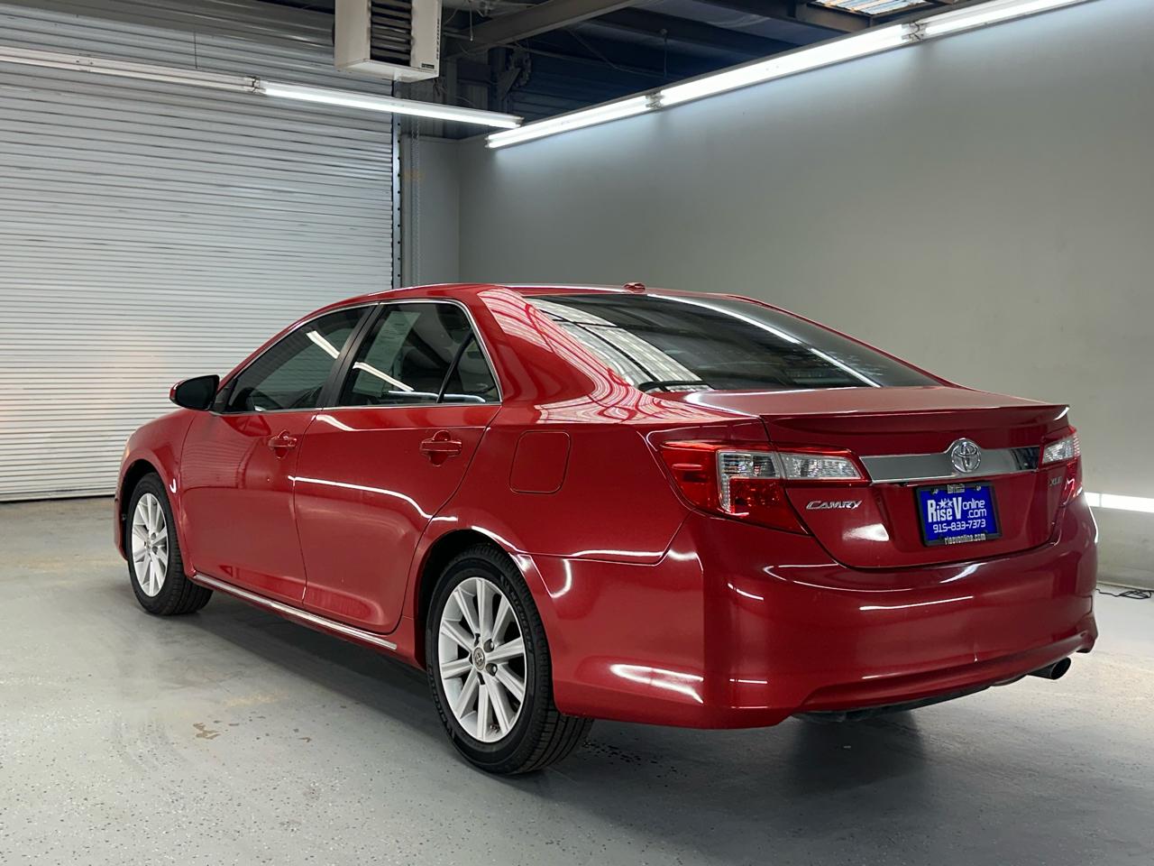 Toyota Camry XLE 2012