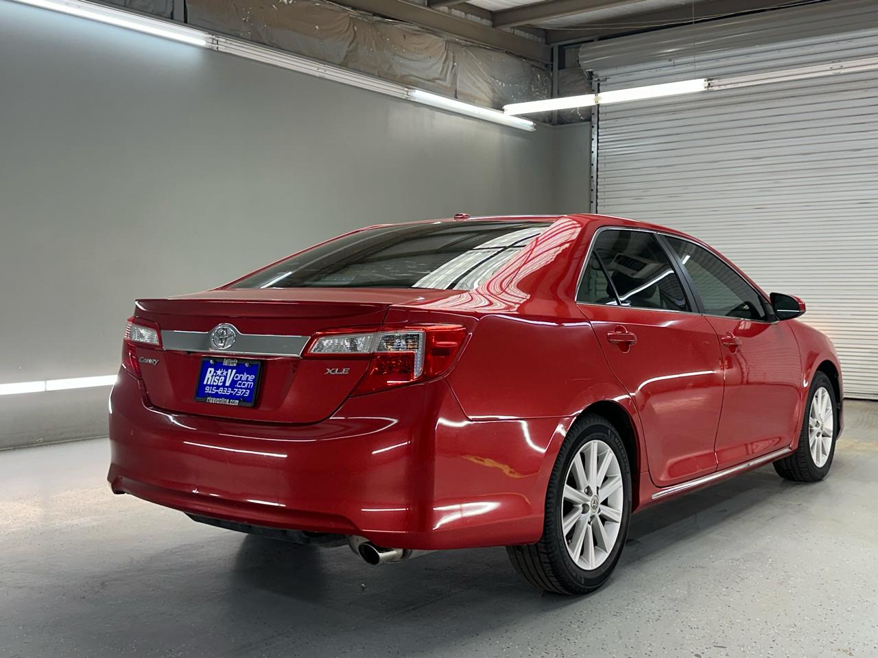 Toyota Camry XLE 2012