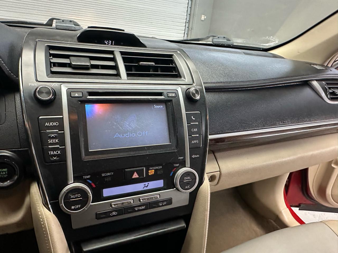 Toyota Camry XLE 2012