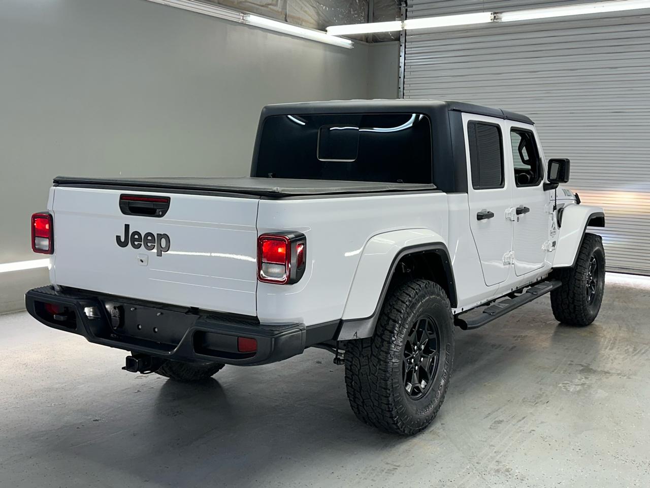 Jeep Gladiator Sport 2021