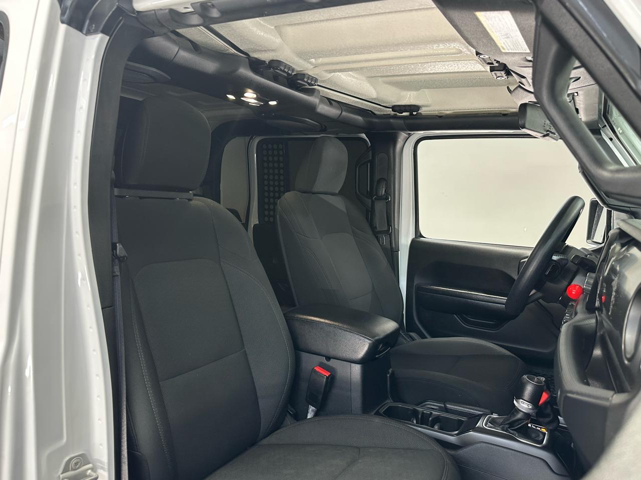 Jeep Gladiator Sport 2021