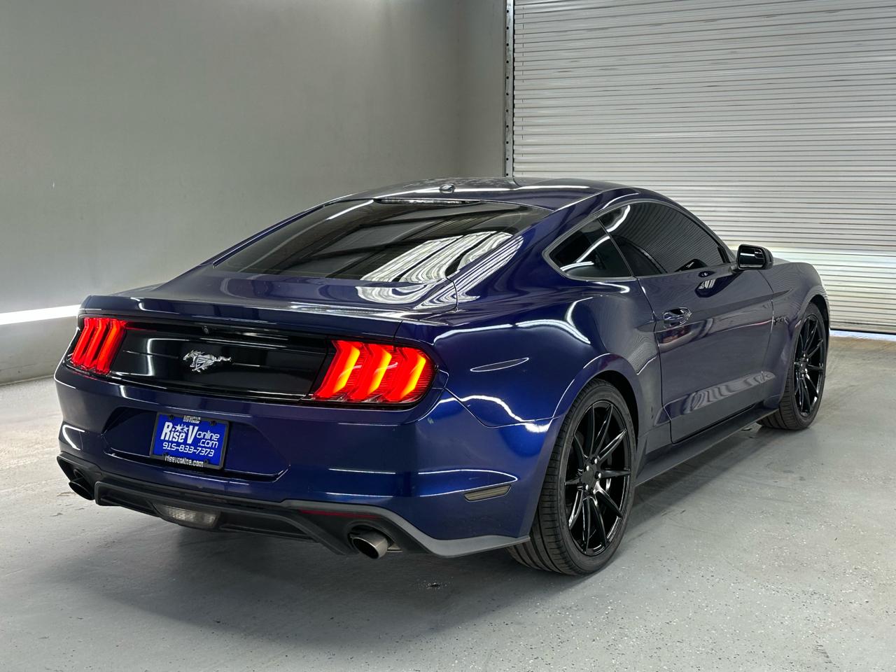 Ford Mustang EcoBoost Coupe 2020