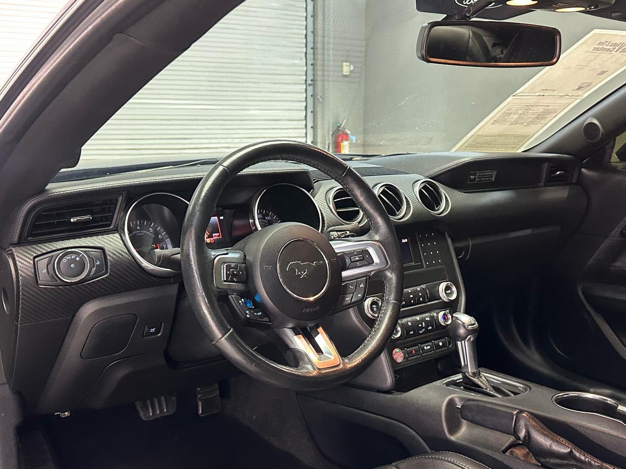 Ford Mustang EcoBoost Coupe 2020