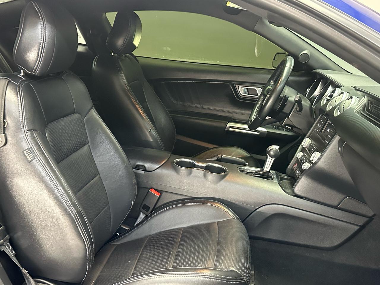 Ford Mustang EcoBoost Coupe 2020