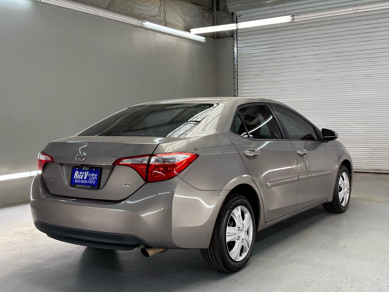 Toyota Corolla LE 4D Sedan 2015