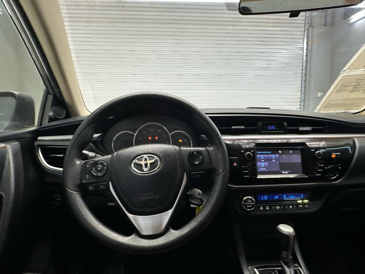 Toyota Corolla LE 4D Sedan 2015