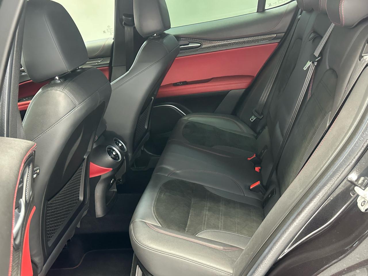 Alfa Romeo Stelvio  2019