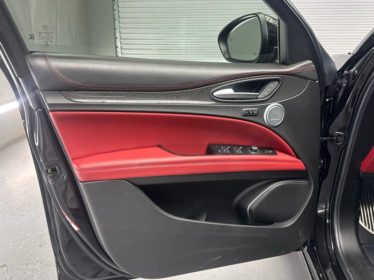 Alfa Romeo Stelvio  2019