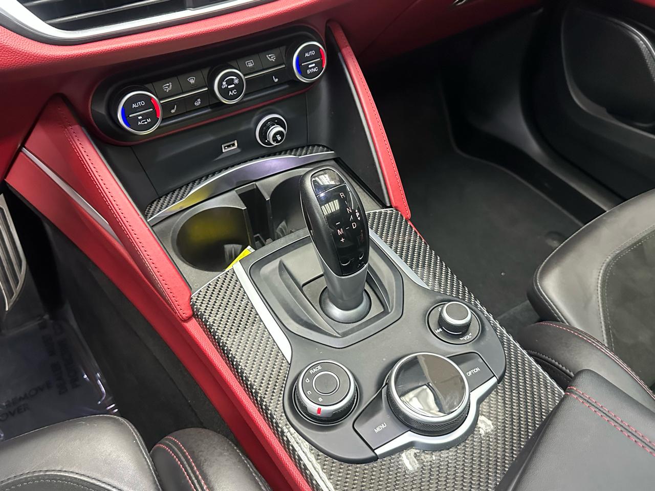 Alfa Romeo Stelvio  2019