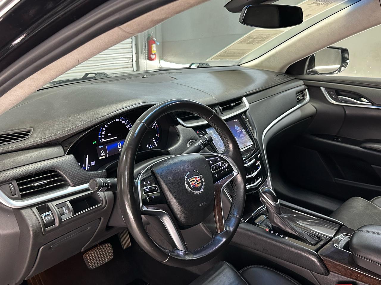 Cadillac XTS  2014