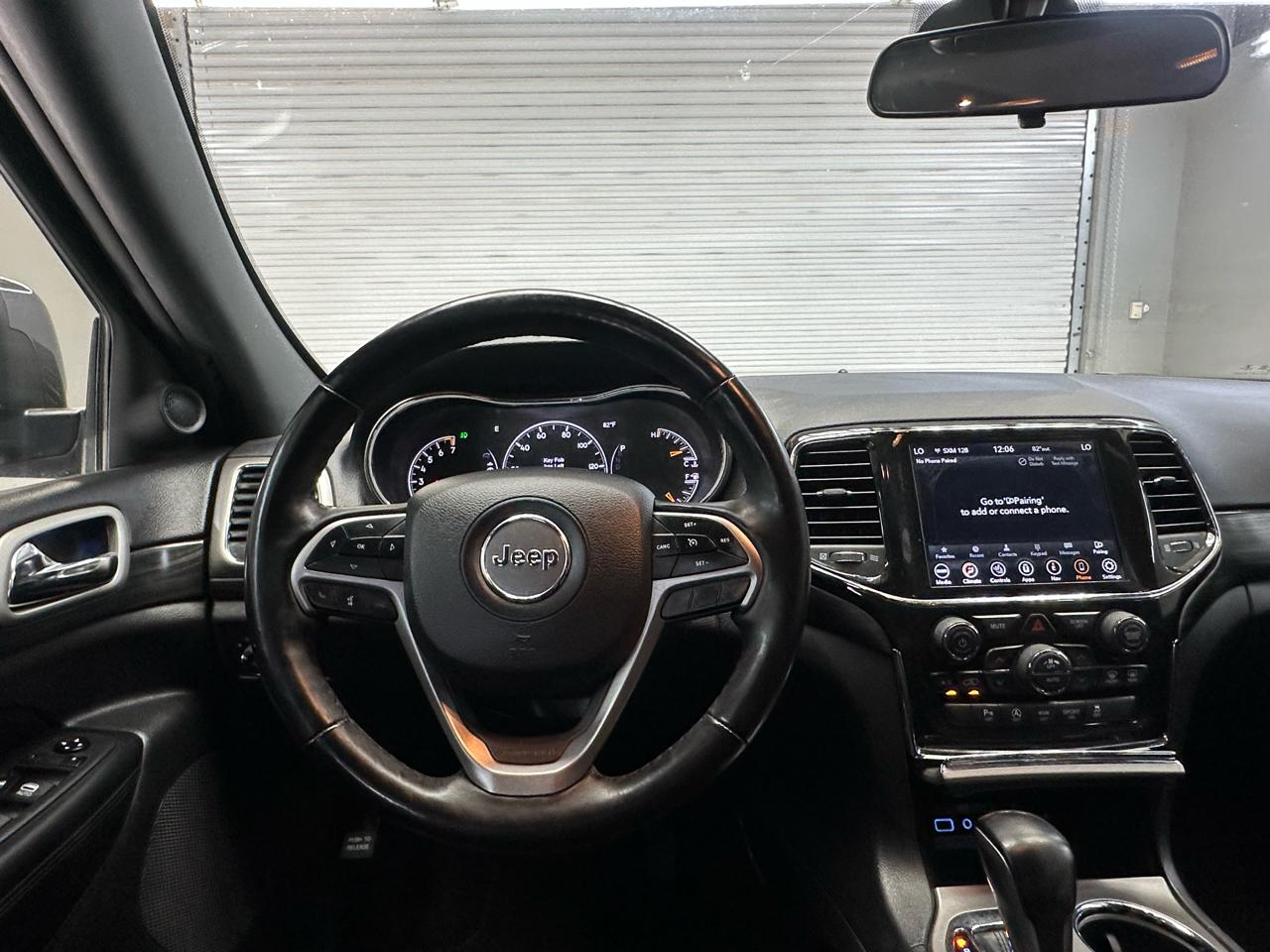 Jeep Grand Cherokee Laredo E 2WD 2021