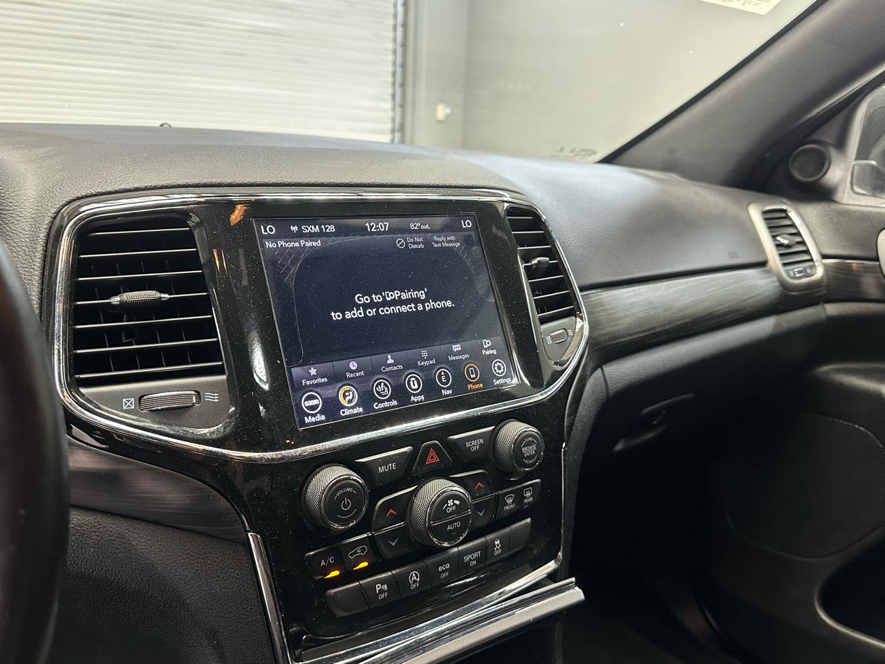 Jeep Grand Cherokee Laredo E 2WD 2021