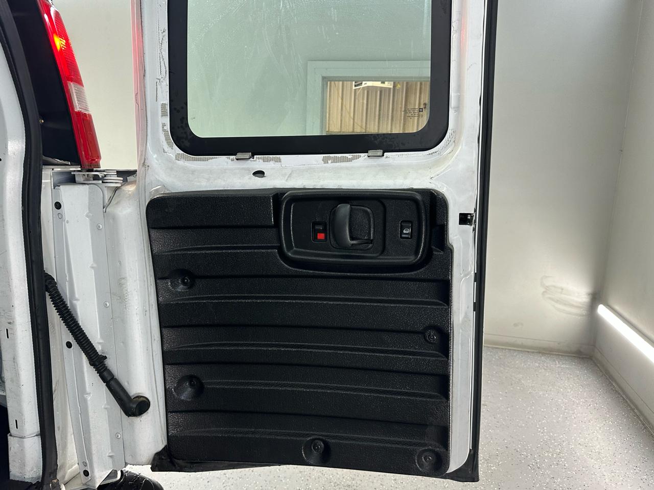 GMC Savana G2500 Cargo 2021