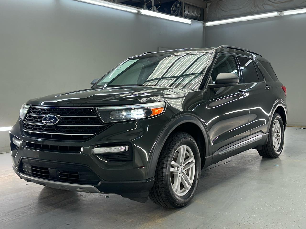 Ford Explorer XLT 2022