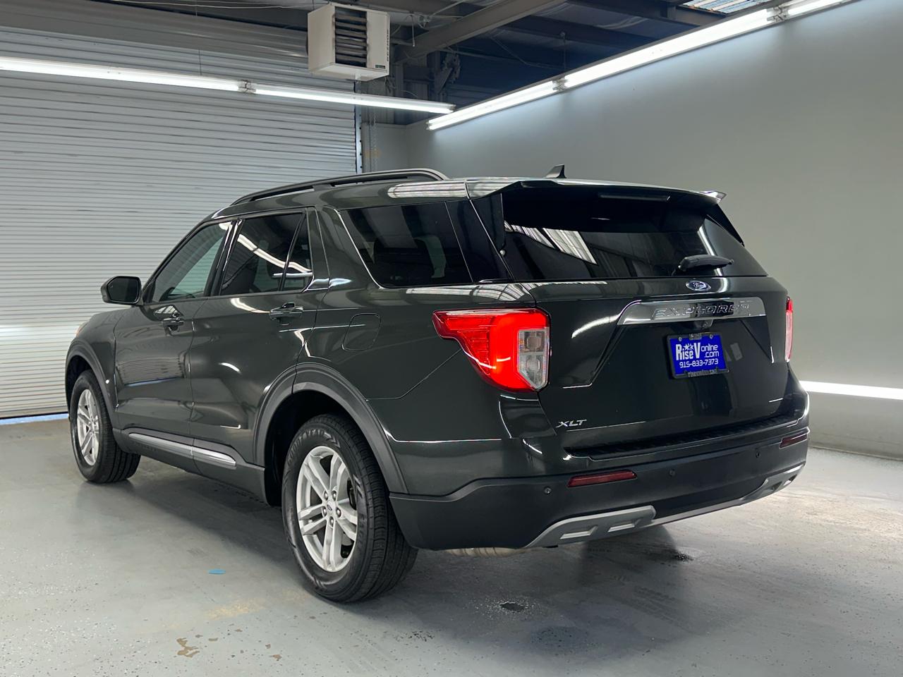Ford Explorer XLT 2022