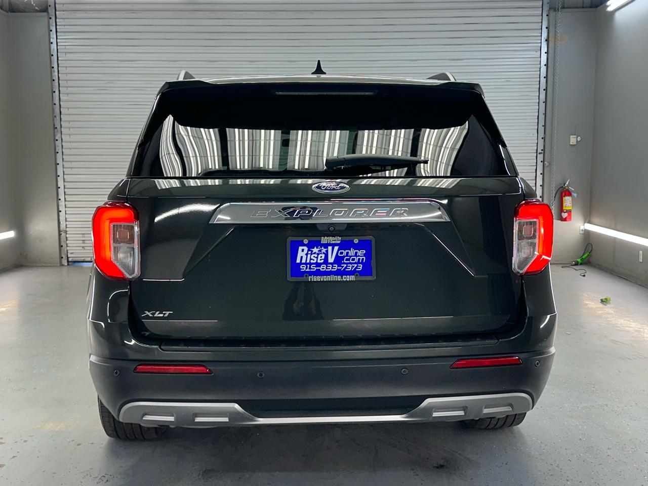 Ford Explorer XLT 2022