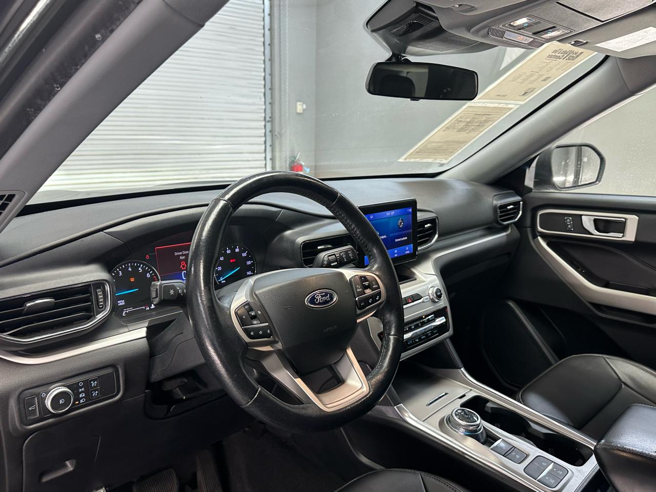 Ford Explorer XLT 2022