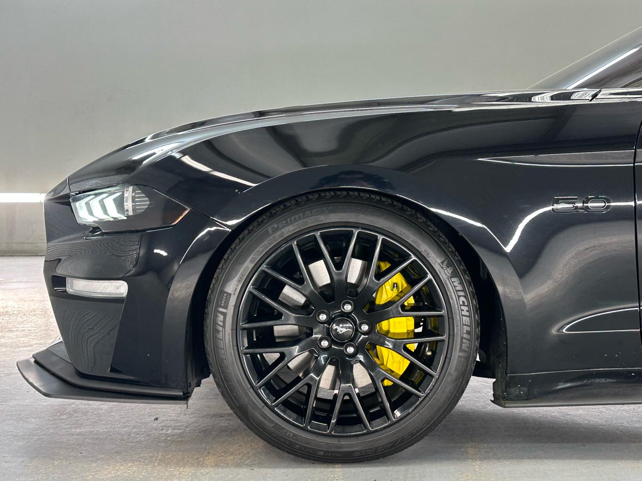 Ford Mustang GT Premium Coupe 2018