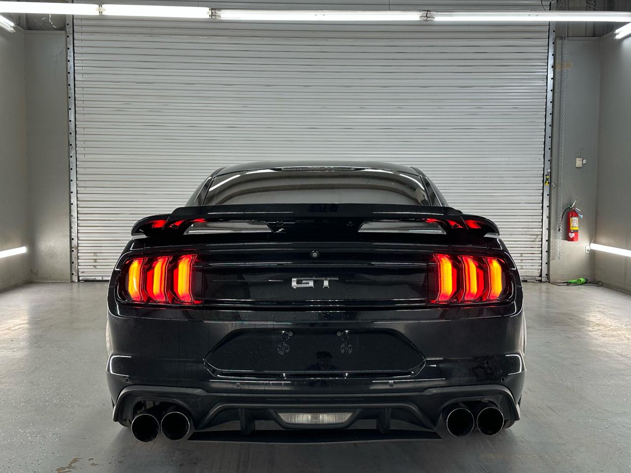 Ford Mustang GT Premium Coupe 2018